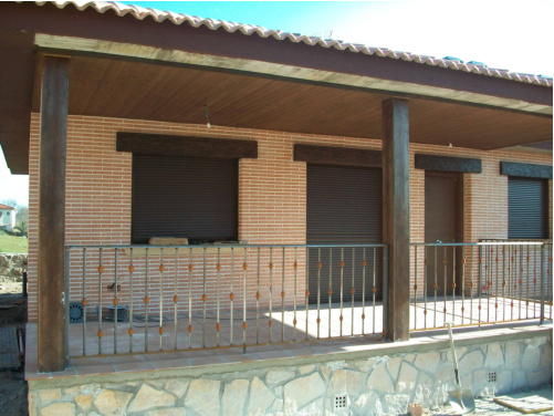  Recercados y cargaderos ventanas en hormign imitacin madera | Prefabricados Linares |  Tel/Fax.: 918 66 06 45 - Mvil: 625 57 22 09 / 652 80 01 48
